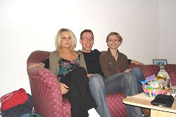 Ula, Arne, Magda